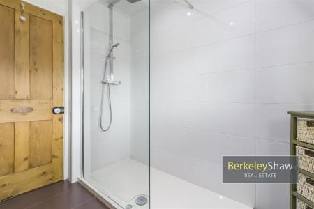 Shower room (2)