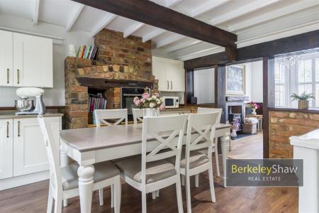Kitchen diner
