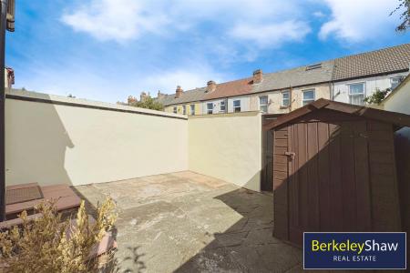 Rear yard (2)