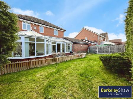 f5da1b8b--4AFA-92C9-19B1358D4A52-97585-00000DC3FE2