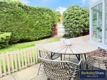 215e31fc--48DE-8A85-F6B20DFBE5DC-97585-00000DC49D2