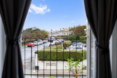 4Lakeside View-Master bedroom view