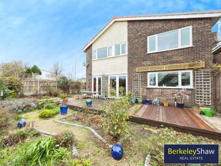 3caba59c--4DA1-8C7C-BCBA7B0CA514-23782-000003CBF4C