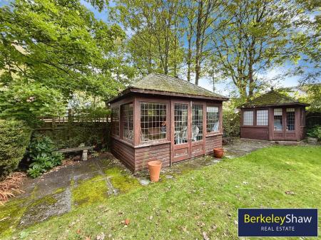 35be0827--40AA-A8FD-A37FBF477584-55072-000008227EA