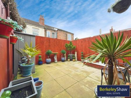 f5268b18--4333-979F-280CC0D3CBF9-99448-00000EC20C6