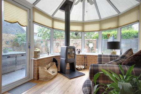 Sun Room/Conservatory