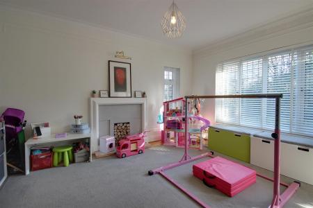 Dining/Play Room