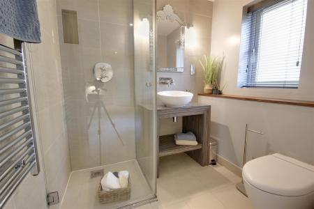 Ensuite Shower Room