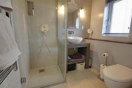 Ensuite Shower Room