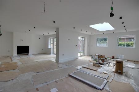 Open Plan Kitchen/Day/Dining Area