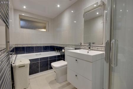 En-Suite Bath/Shower Room