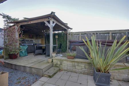 Outdoor Kitchen Area