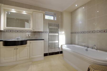 En-suite Bathroom