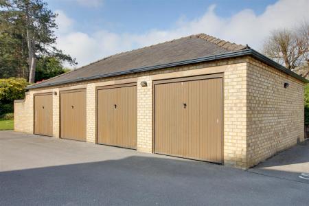 Garage & Parking