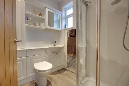 Ensuite Shower Room