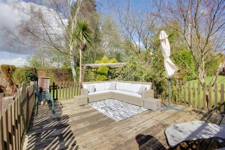 Deck & Lake View