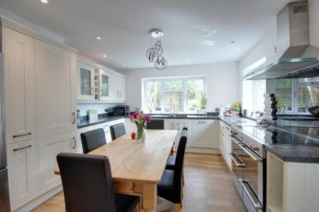 Dining Kitchen