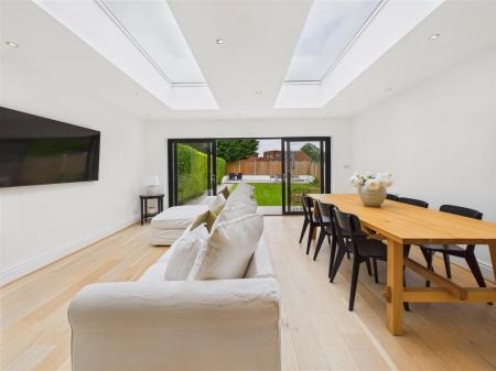Living/Dining Area