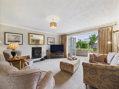 Formal Lounge