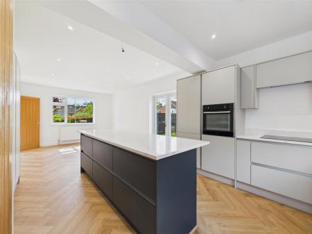 Kitchen/Dining Room