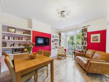 Living/Dining Room