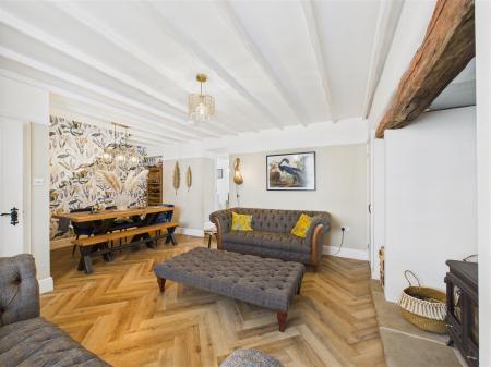 Living/Dining Room