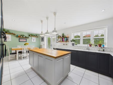 Dining Kitchen