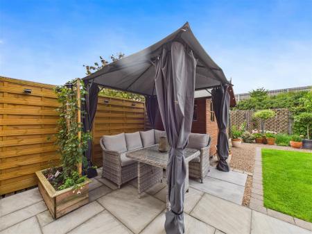 Patio & Gazebo