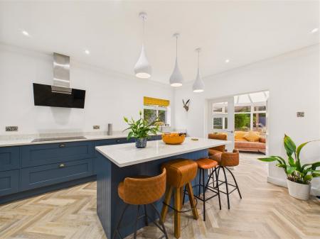 Kitchen - Alternative View
