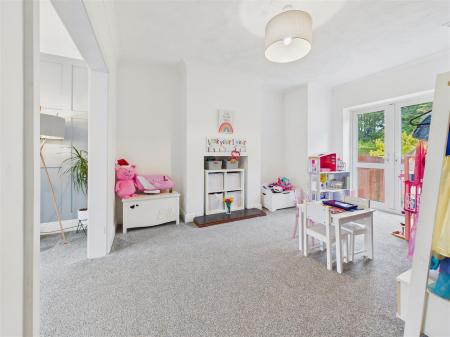 Dining/Sitting Room