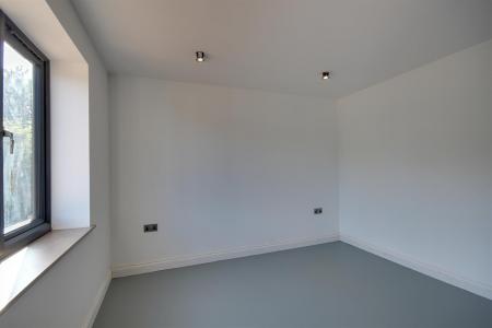 Sitting Room/Bedroom 3