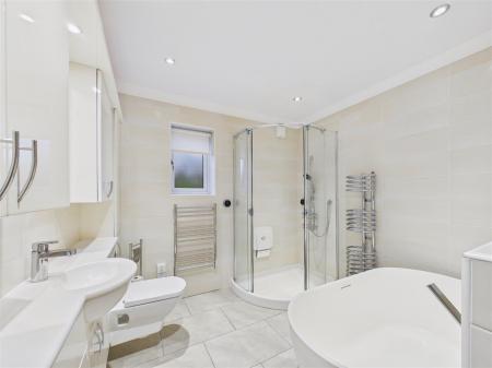 Dressing Room / En-Suite