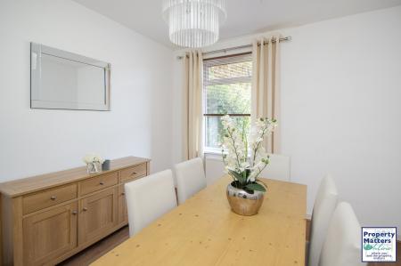 Dining Room / Bedroom 3