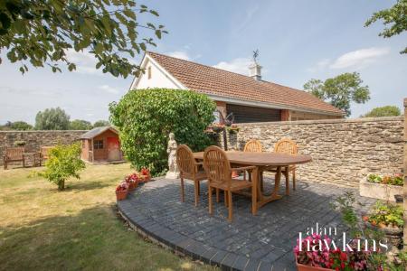 Rear Garden & Patio