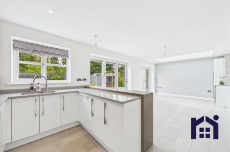 Dining kitchen