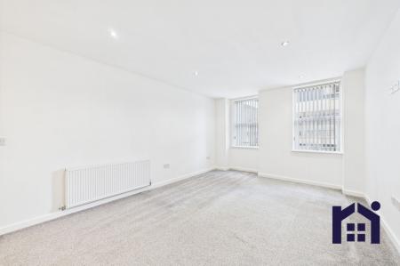 Kitchen / Living Area