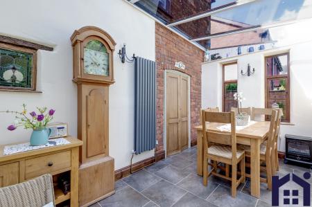 Garden room