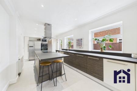 Breakfast kitchen