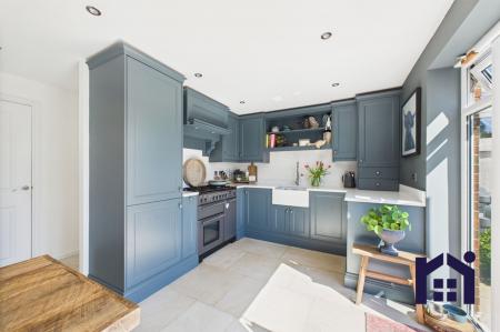 Dining kitchen