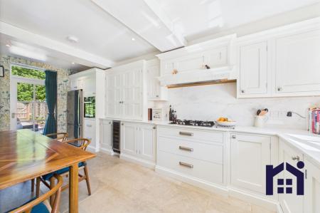 Dining kitchen