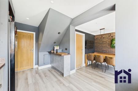Dining kitchen