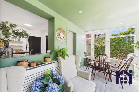 Garden room