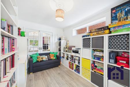 Playroom/snug