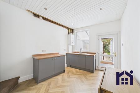 Dining kitchen