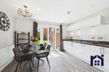 Dining kitchen