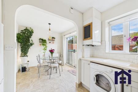 Dining kitchen