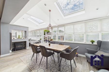 Dining kitchen