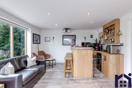 Snug/cinema room