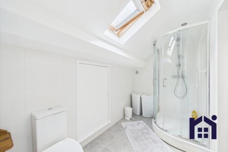 En suite bed two