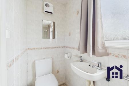 Upstairs bathroom